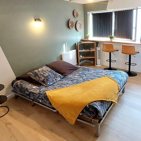 Vannes: Charmant Studio Sur Le Port Exterior foto